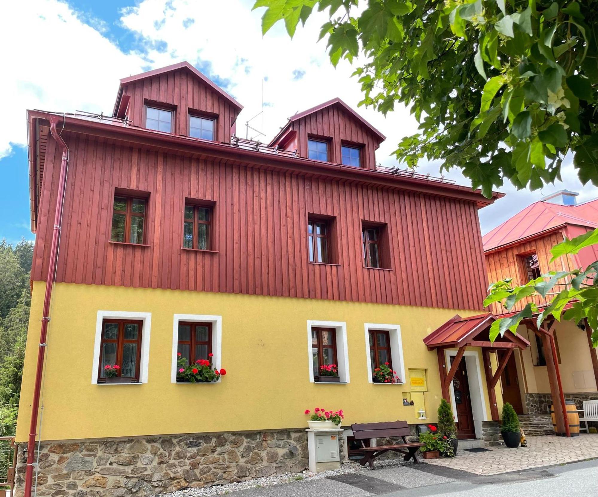 Chalupa Pohádka Železná Ruda Exterior foto
